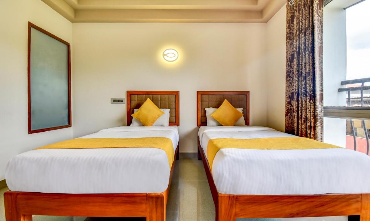 Kochi Hotel Garden Inn מראה חיצוני תמונה