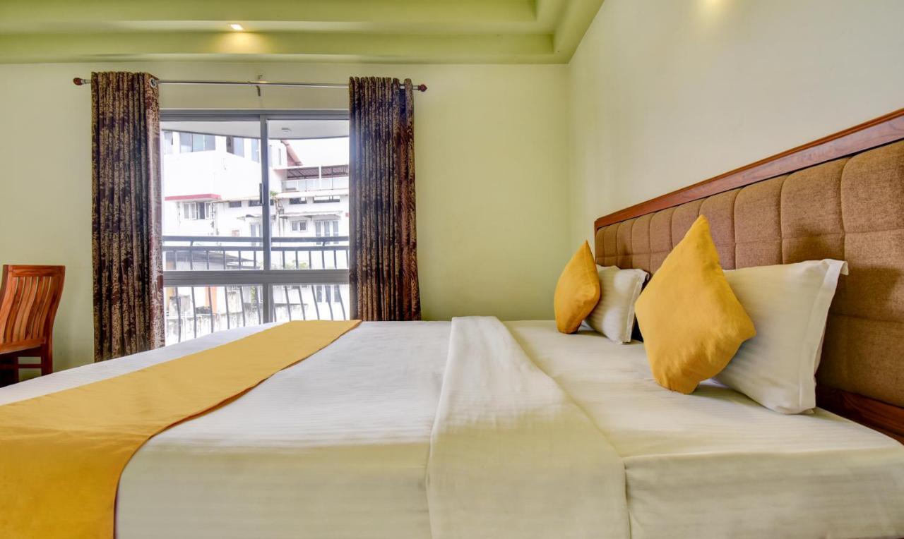 Kochi Hotel Garden Inn מראה חיצוני תמונה